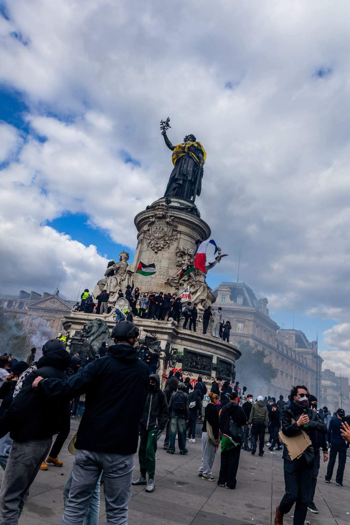 masked protestors